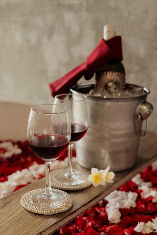 Suarga Loka Ubud Villa Dış mekan fotoğraf