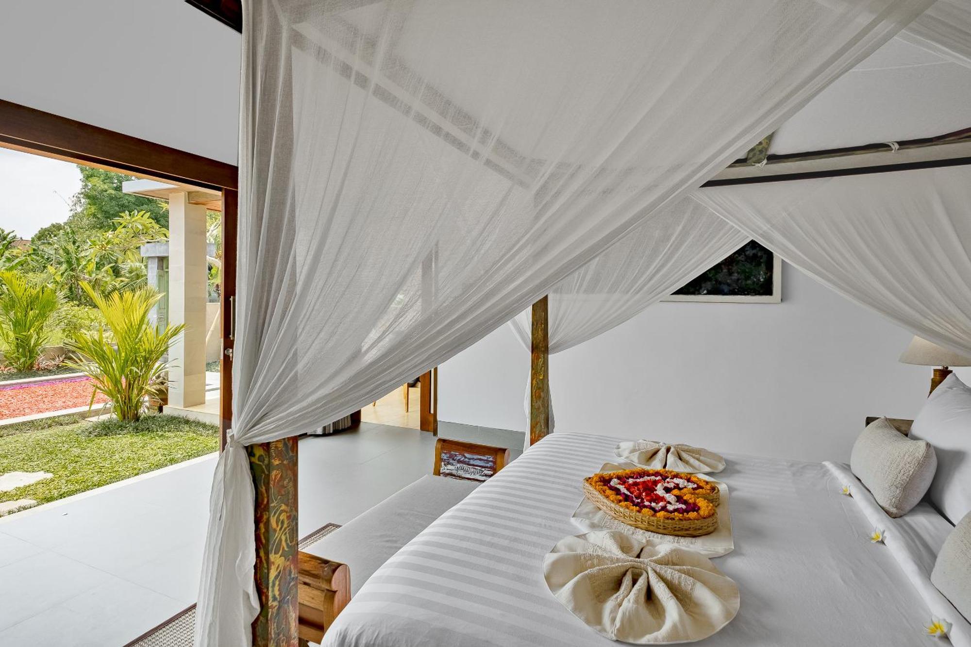 Suarga Loka Ubud Villa Dış mekan fotoğraf