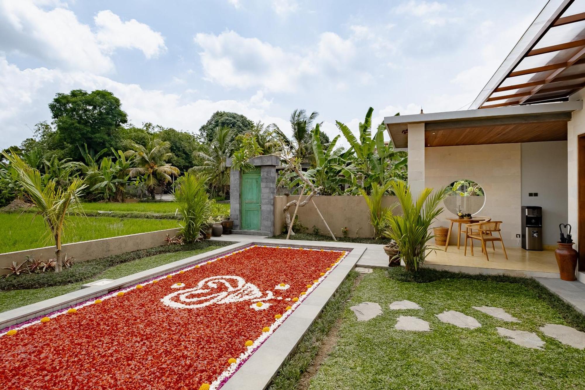 Suarga Loka Ubud Villa Dış mekan fotoğraf